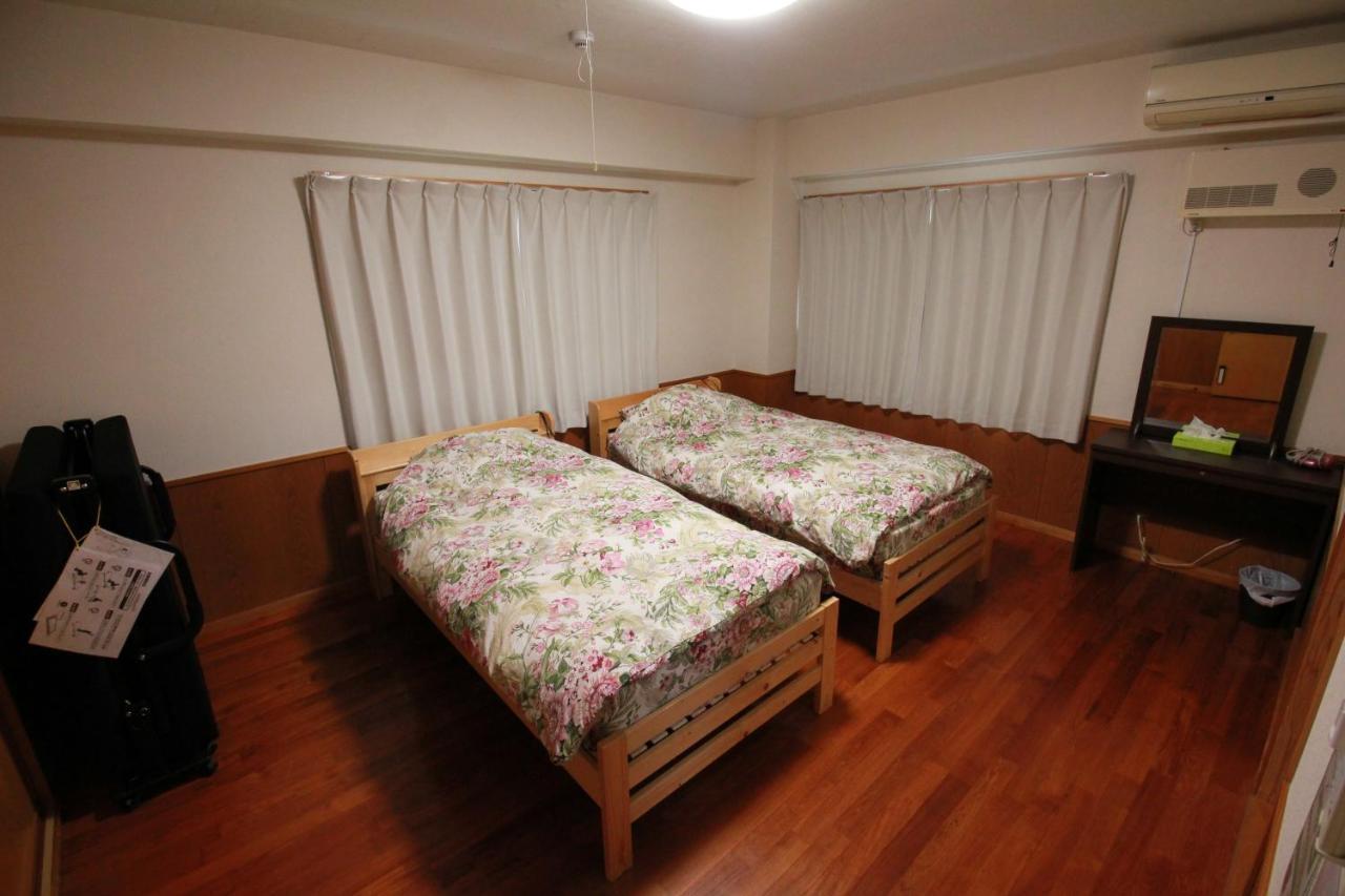Utopia Mihama Chatan Eksteriør billede
