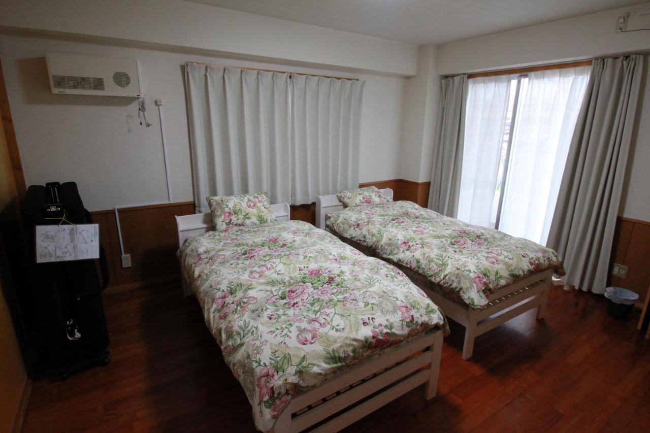 Utopia Mihama Chatan Eksteriør billede